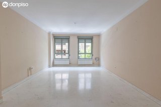 Piso en venta en Centro - Sagrario en Granada