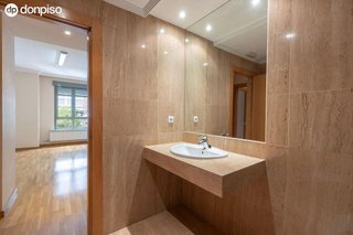 Piso en venta en Centro - Sagrario en Granada