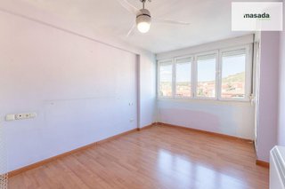 Piso en venta en Polígono Cartuja – La Paz en Granada
