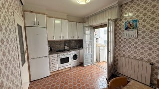 Piso en venta en Azpilagaña en Pamplona