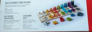Puzzle de números y formas de madera