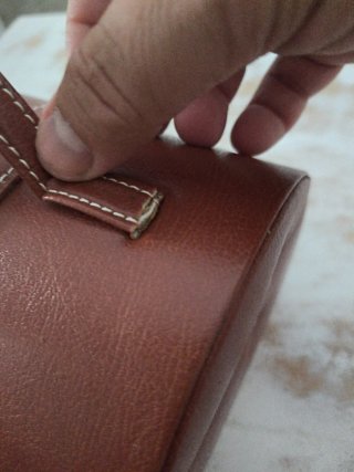 Joyero rebajado por corte en cinta de cojida.