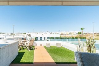 Casa pareada en venta en Orihuela ciudad en Orihuela