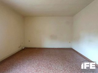 Chalet en venta en Alagón