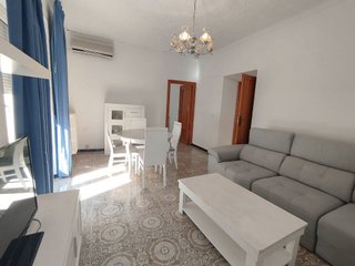 Casa adosada en venta en Tomelloso
