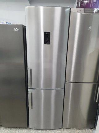 Nevera AEG con garantía y transporte
