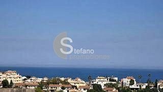 Piso en alquiler en Los Pacos en Fuengirola