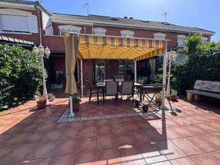 Casa adosada en venta en Las Américas en Parla