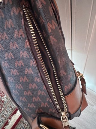Mochila antirrobo marrón