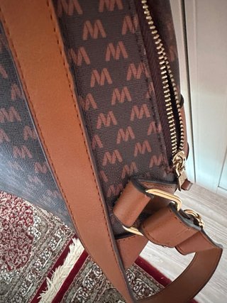 Mochila antirrobo marrón