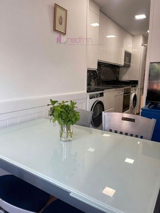 Ático en venta en Valdeacederas en Madrid