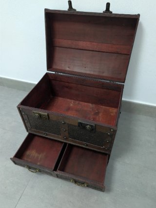 Baúl decorativo de madera