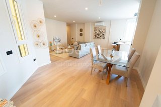 Piso en venta en Colores - Entreparques en Sevilla