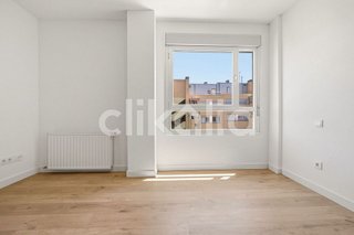 Piso en venta en Ensanche de Vallecas - Valdecarros en Madrid