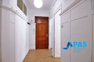 Piso en venta en Numancia - San Fernando en Santander