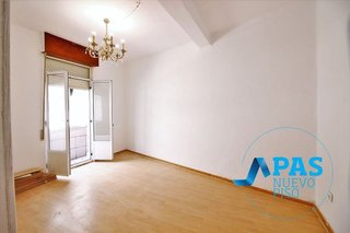 Piso en venta en Numancia - San Fernando en Santander