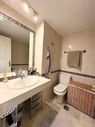 Piso en venta en Puerto Banús en Marbella