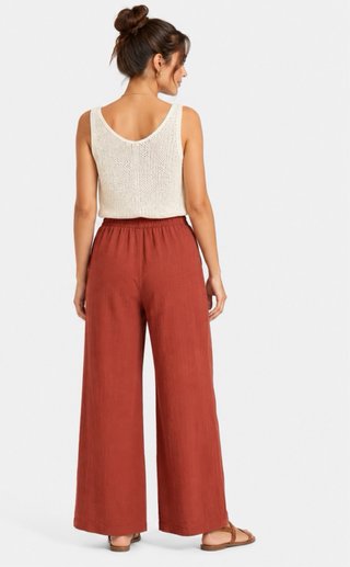 Pantalón ancho color teja con lazo