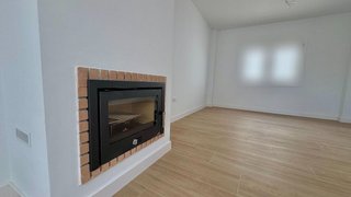 Casa adosada en venta en Campillos