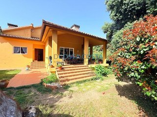 Chalet en venta en Centro en Nigrán
