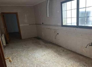 Casa adosada en venta en Zona Calle Valencia en Torrent