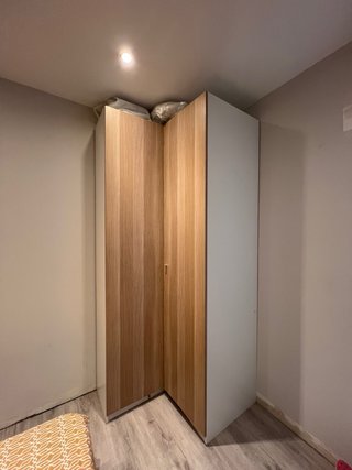 Armario dormitorio Ikea madera