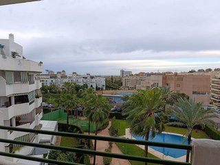 Piso en venta en Playamar en Torremolinos