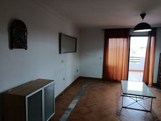 Piso en venta en Playamar en Torremolinos