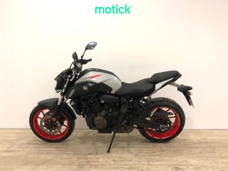 YAMAHA MT-07 (A2)