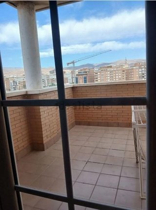 Piso en alquiler en Ciudad Jardín - Tagarete - El Zapillo en Almería