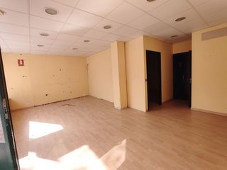 Local comercial en alquiler en Utebo