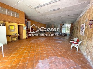 Chalet en venta en Vallirana