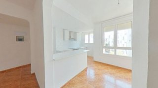 Piso en venta en Creu de Barberà en Sabadell