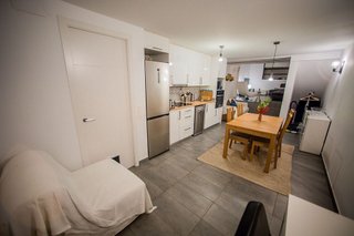 Piso en venta en El Camp de l'Arpa del Clot en Barcelona