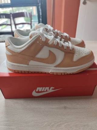 Zapatillas Nike Dunk Beige y Blancas