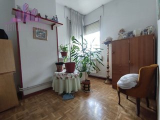 Piso en venta en Costillares en Madrid