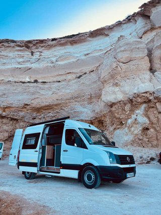 Alquiler Camper VW Crafter 3 Plazas