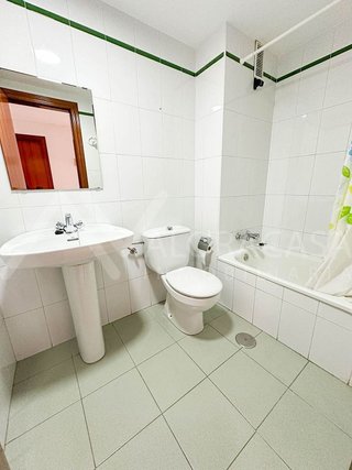 Piso en venta en Parque Ayala - Jardín de la Abadía - Huelín en Málaga