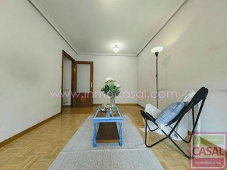 Piso en venta en Milán - Pumarín - Teatinos en Oviedo