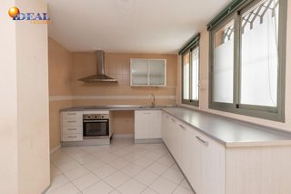 Piso en venta en Centro - Sagrario en Granada