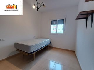 Piso en venta en La Banda - Campo de Fútbol en Chiclana de la Frontera