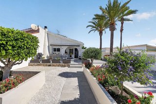 Chalet en venta en Nueva Torrevieja - Aguas Nuevas en Torrevieja