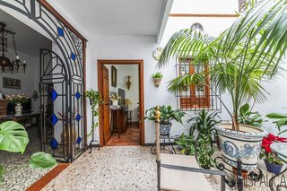 Chalet en venta en Carmona
