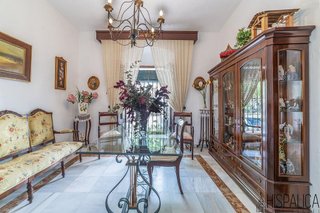Chalet en venta en Carmona