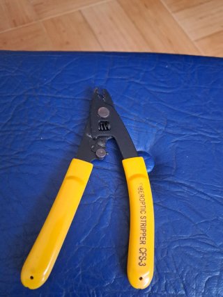 Alicates Pelacables Fibra Óptica CFS-3