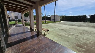 Chalet en venta en Algorós - El Derramador en Elche