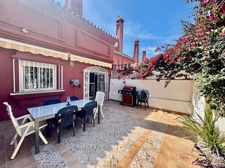 Casa adosada en venta en Los Pacos en Fuengirola