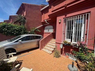 Casa adosada en venta en Los Pacos en Fuengirola