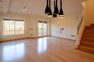 Casa adosada en venta en Los Pacos en Fuengirola