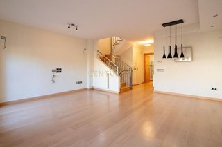Casa adosada en venta en Los Pacos en Fuengirola
